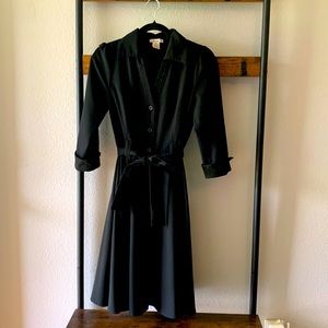 Classy retro style black dress.